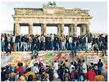 Berlin Duvarının yıkılışı